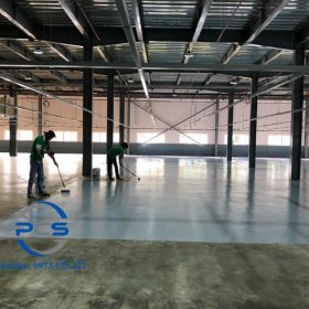 Thực hiện thi công sơn