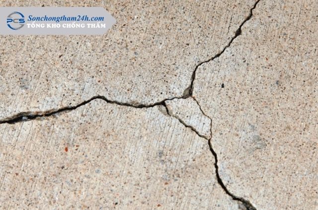 Hướng dẫn chống thấm tường ngoài trời đúng quy trình & Vật liệu chuẩn 5 chong-tham-tuong-bi-nut