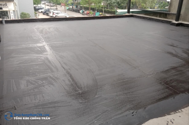 Idropol PE - Màng chống thấm khò nóng polymer biến tính dày 3mm 7 thi-cong-son-lot-truoc